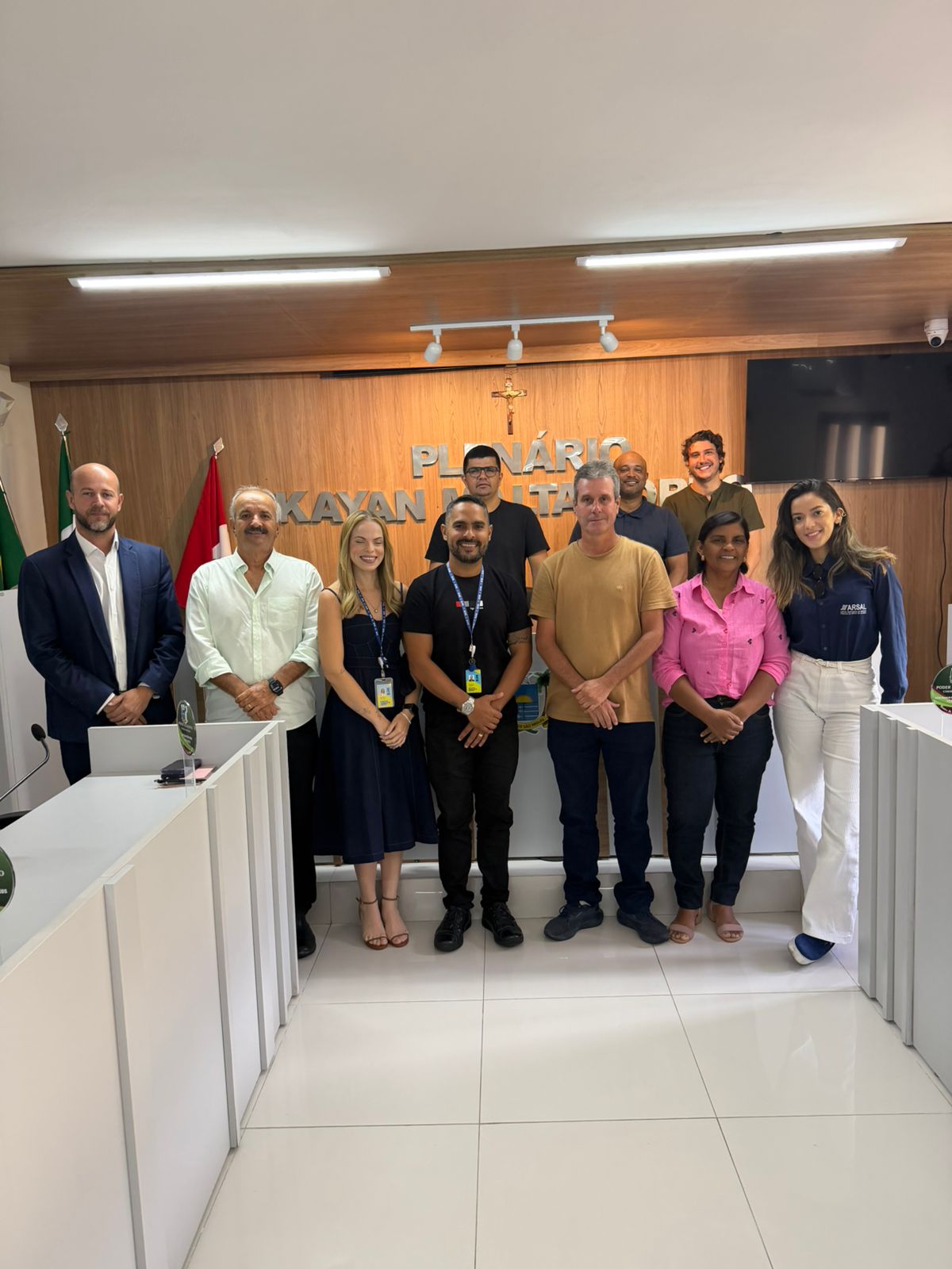1° reunião organizada pelo Poder Legislativo com o objetivo de incorporar às famílias que se enquadram na TARIFA SOCIAL de água e esgoto a ter esse direito atendido.